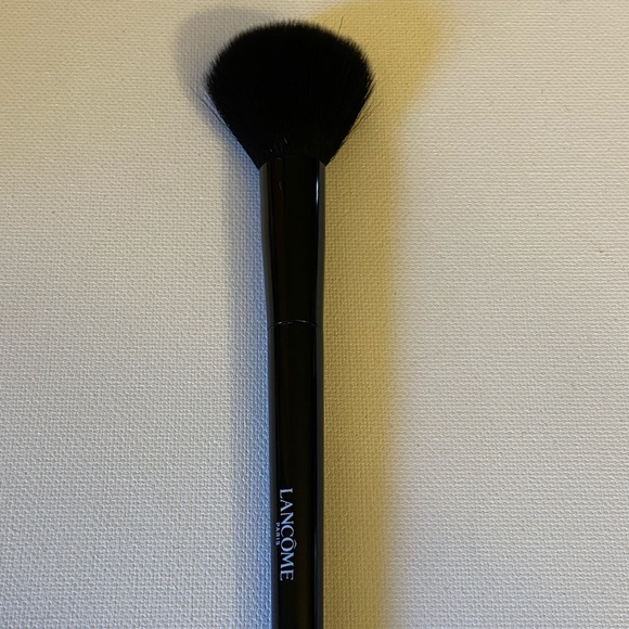5/$25 • Lancôme Powder Brush - Picture 5 of 6